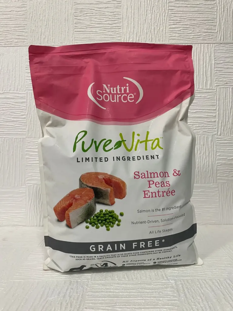 PURE VITA SALMON AND PEAS 12 LIBRAS